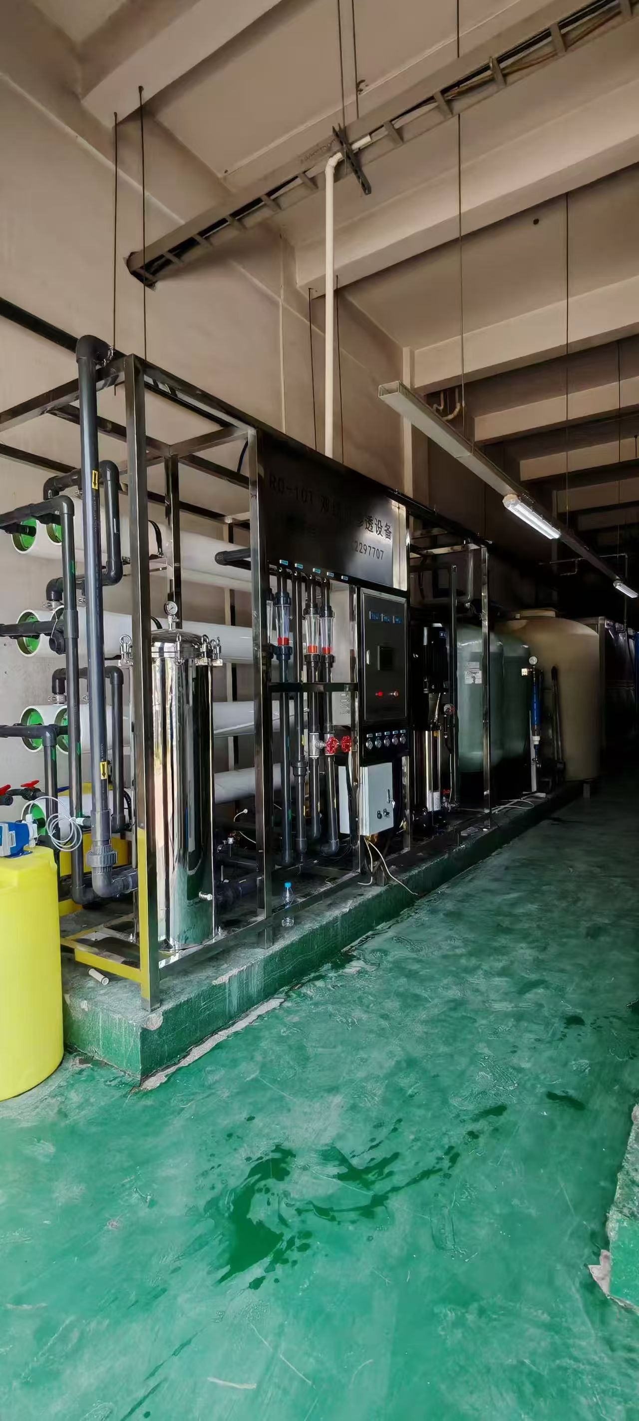 凌云电子产业园百吨超大型纯水设备顺利完工 凌云电子产业园百吨超大型纯水设备顺利完工